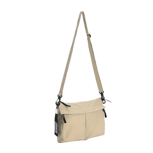 ユニウォーカーサコッシュ