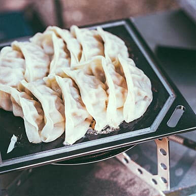 [餃子]×[ビール]×[白飯]はまさに三種の神器！[クロテツ]を使って挑戦！