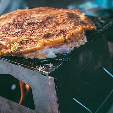 [ネイチャーストーブ ラージ]に置いた[クロテツ]は安定感抜群！