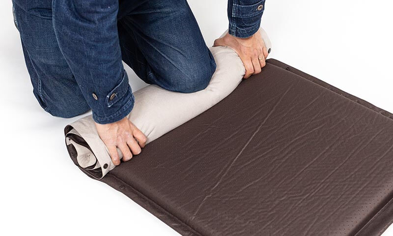 ハイランダー（Hilander）スエードインフレーターマット(枕無しタイプ)