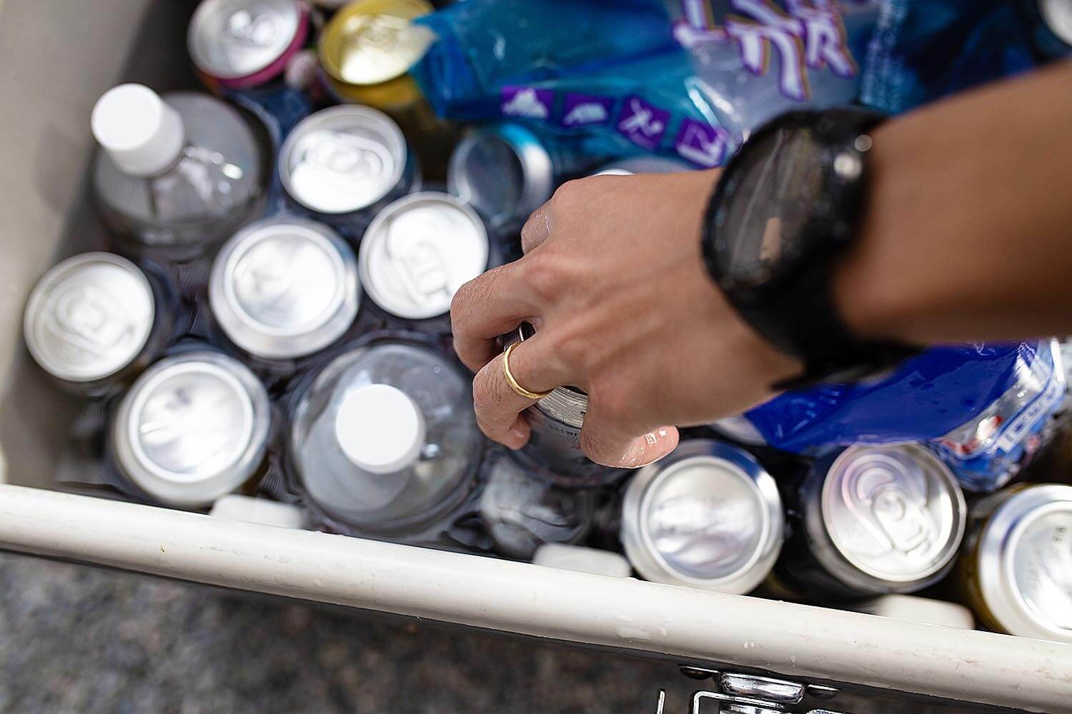 夏の準備に、クーラーボックスを